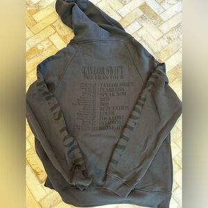 Taylor Swift Black Graphic Sweatshirt